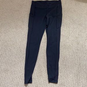 Black Lululemon Leggings with Pockets!!